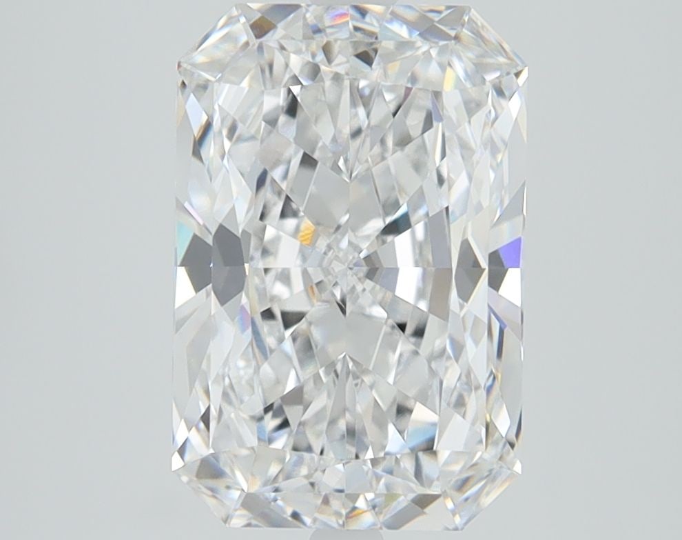 Loose Diamond - RADIANT 3.04ct D VVS1: Loose Diamond - RADIANT 3.04ct D VVS1 Source: This is a real non-mined Diamond that has been grown in a lab Shape: RADIANT Carats: 3.04 Color: D Clarity: VVS1 Certification: IGI Video: