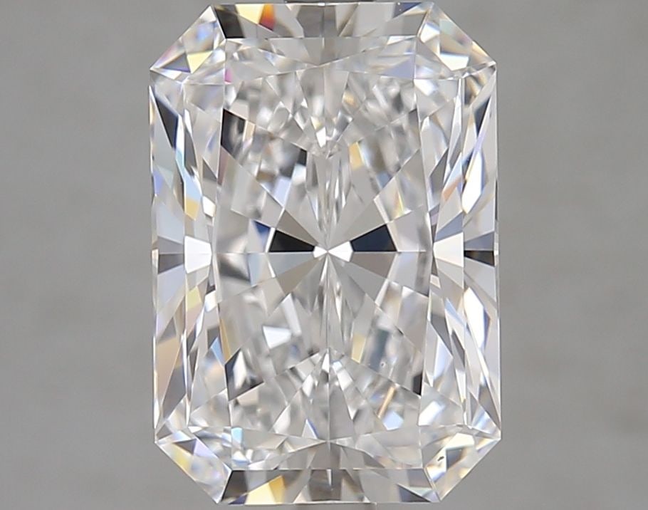 Loose Diamond - RADIANT 4.15ct D VS1: Loose Diamond - RADIANT 4.15ct D VS1 Source: This is a real non-mined Diamond that has been grown in a lab Shape: RADIANT Carats: 4.15 Color: D Clarity: VS1 Certification: GIA Video: