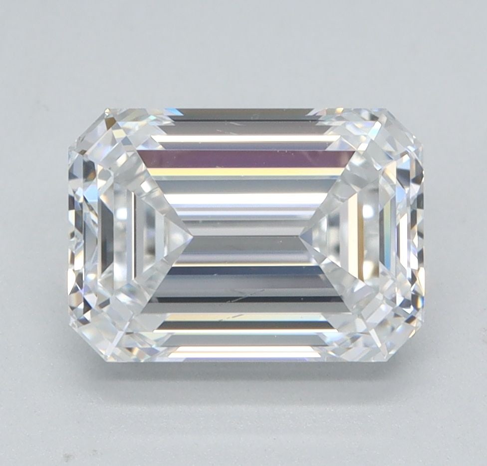 Loose Diamond - EMERALD 2.0ct D SI1: Loose Diamond - EMERALD 2.0ct D SI1 Source: This is a real non-mined Diamond that has been grown in a lab Shape: EMERALD Carats: 2.0 Color: D Clarity: SI1 Certification: IGI Video: