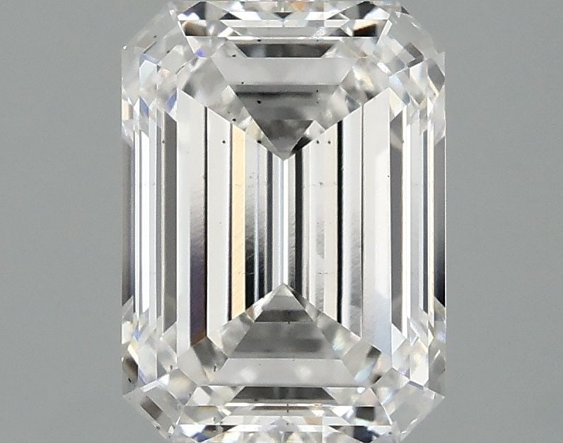 Loose Diamond - EMERALD 2.09ct F VS2: Loose Diamond - EMERALD 2.09ct F VS2 Source: This is a real non-mined Diamond that has been grown in a lab Shape: EMERALD Carats: 2.09 Color: F Clarity: VS2 Certification: IGI Additional images availa