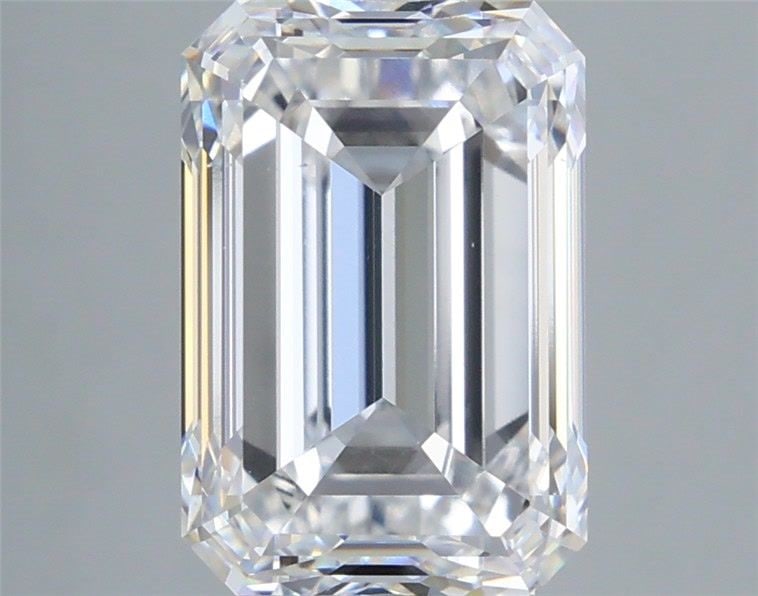 Loose Diamond - EMERALD 4.54ct E VS1: Loose Diamond - EMERALD 4.54ct E VS1 Source: This is a real non-mined Diamond that has been grown in a lab Shape: EMERALD Carats: 4.54 Color: E Clarity: VS1 Certification: IGI Video: