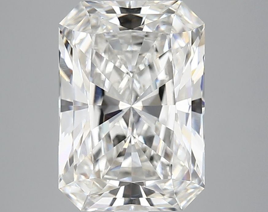 Loose Diamond - RADIANT 4.06ct E VS1: Loose Diamond - RADIANT 4.06ct E VS1 Source: This is a real non-mined Diamond that has been grown in a lab Shape: RADIANT Carats: 4.06 Color: E Clarity: VS1 Certification: IGI Video: