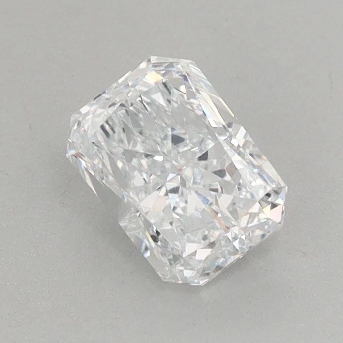 Loose Diamond - RADIANT 0.81ct E VVS2: Loose Diamond - RADIANT 0.81ct E VVS2 Source: This is a real non-mined Diamond that has been grown in a lab Shape: RADIANT Carats: 0.81 Color: E Clarity: VVS2 Certification: IGI Video: