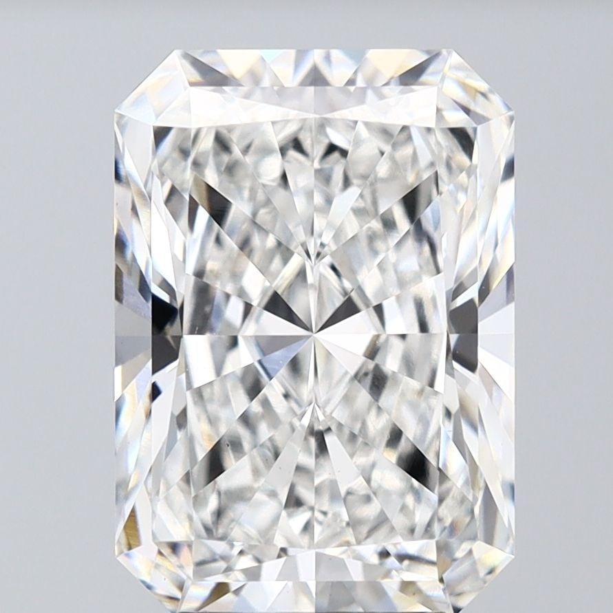 Loose Diamond - RADIANT 5.06ct E VS1: Loose Diamond - RADIANT 5.06ct E VS1 Source: This is a real non-mined Diamond that has been grown in a lab Shape: RADIANT Carats: 5.06 Color: E Clarity: VS1 Certification: IGI Video: