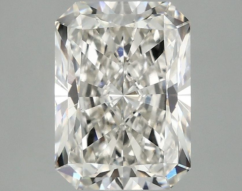 Loose Diamond - RADIANT 2.59ct G VS1: Loose Diamond - RADIANT 2.59ct G VS1 Source: This is a real non-mined Diamond that has been grown in a lab Shape: RADIANT Carats: 2.59 Color: G Clarity: VS1 Certification: IGI Video: