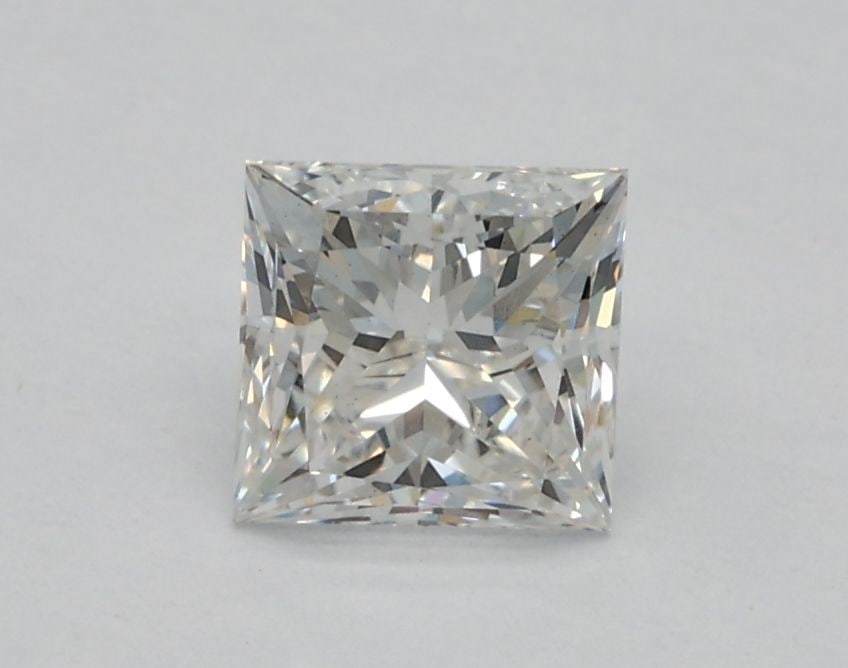 Loose Diamond - PRINCESS 0.76ct E VS1: Loose Diamond - PRINCESS 0.76ct E VS1 Source: This is a real non-mined Diamond that has been grown in a lab Shape: PRINCESS Carats: 0.76 Color: E Clarity: VS1 Certification: IGI Video: