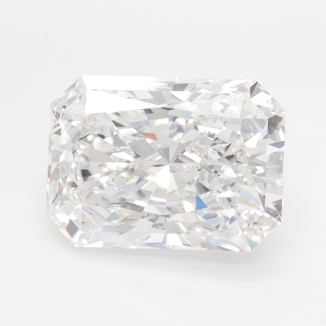 Loose Diamond - RADIANT 3.33ct E VVS1: Loose Diamond - RADIANT 3.33ct E VVS1 Source: This is a real non-mined Diamond that has been grown in a lab Shape: RADIANT Carats: 3.33 Color: E Clarity: VVS1 Certification: GIA Video: