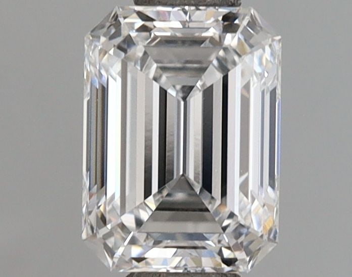 Loose Diamond - EMERALD 0.87ct D VVS2: Loose Diamond - EMERALD 0.87ct D VVS2 Source: This is a real non-mined Diamond that has been grown in a lab Shape: EMERALD Carats: 0.87 Color: D Clarity: VVS2 Certification: IGI Video: Video Link