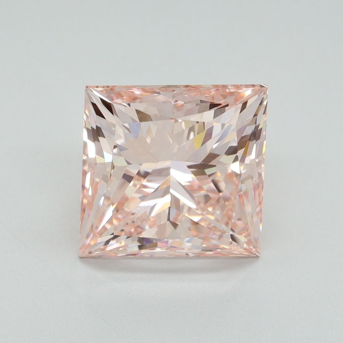 Loose Diamond - PRINCESS 4.5ct Fancy Intense Pink VS2: Loose Diamond - PRINCESS 4.5ct Fancy Intense Pink VS2 Source: This is a real non-mined Diamond that has been grown in a lab Shape: PRINCESS Carats: 4.5 Color: Fancy Intense Pink Certification: IGI