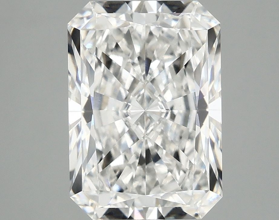 Loose Diamond - RADIANT 2.98ct E VVS2: Loose Diamond - RADIANT 2.98ct E VVS2 Source: This is a real non-mined Diamond that has been grown in a lab Shape: RADIANT Carats: 2.98 Color: E Clarity: VVS2 Certification: IGI Video: