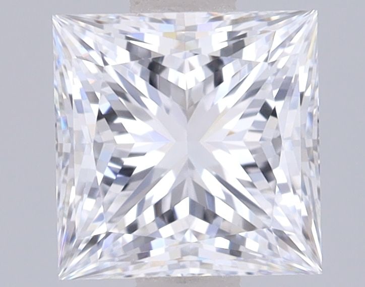 Loose Diamond - PRINCESS 1.28ct E VVS2: Loose Diamond - PRINCESS 1.28ct E VVS2 Source: This is a real non-mined Diamond that has been grown in a lab Shape: PRINCESS Carats: 1.28 Color: E Clarity: VVS2 Certification: IGI Video: