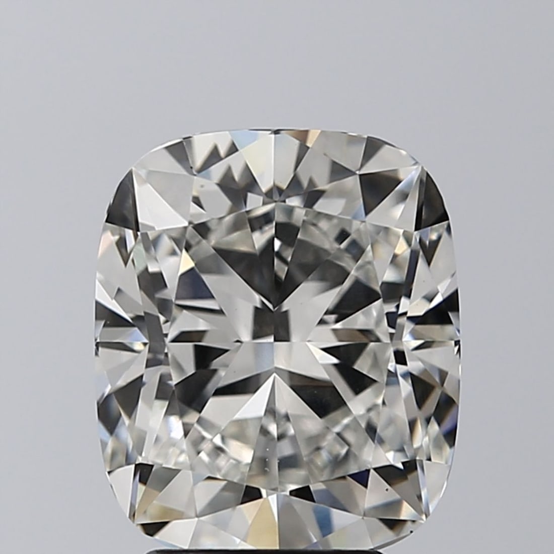 Loose Diamond - CUSHION BRILLIANT 3.71ct H VS1: Loose Diamond - CUSHION BRILLIANT 3.71ct H VS1 Source: This is a real non-mined Diamond that has been grown in a lab Shape: CUSHION BRILLIANT Carats: 3.71 Color: H Clarity: VS1 Certification: IGI Vide