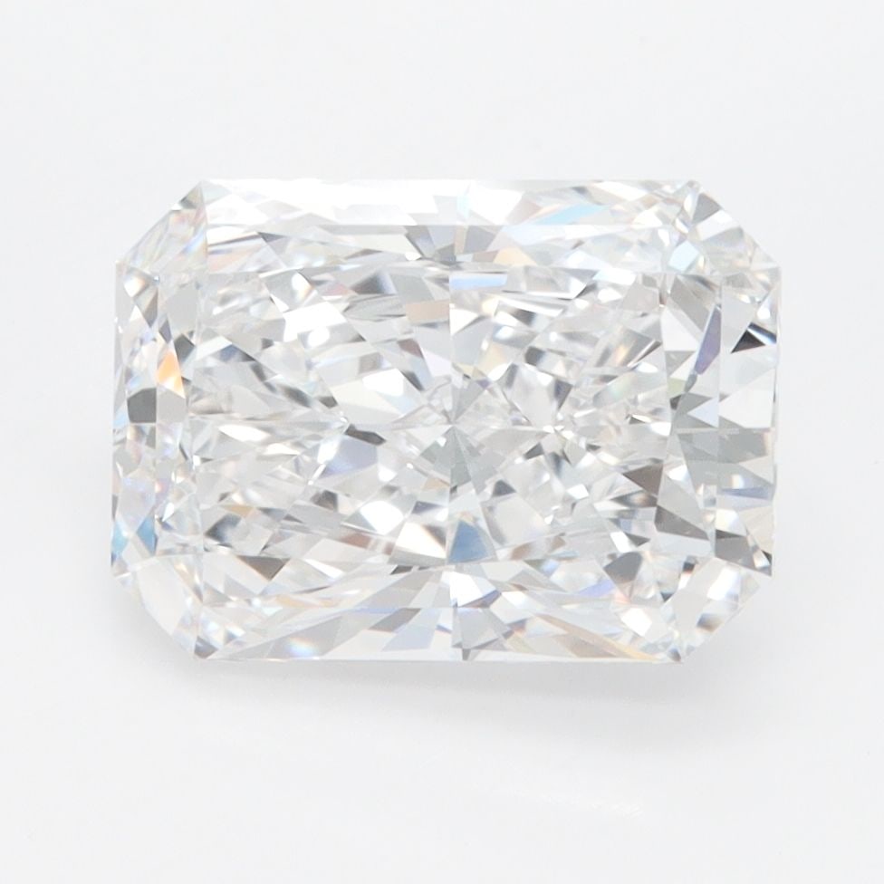 Loose Diamond - RADIANT 3.07ct D VVS1: Loose Diamond - RADIANT 3.07ct D VVS1 Source: This is a real non-mined Diamond that has been grown in a lab Shape: RADIANT Carats: 3.07 Color: D Clarity: VVS1 Certification: GIA Video: