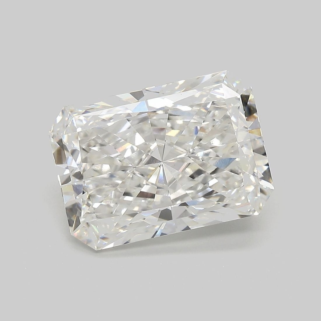 Loose Diamond - RADIANT 7.05ct F VVS2: Loose Diamond - RADIANT 7.05ct F VVS2 Source: This is a real non-mined Diamond that has been grown in a lab Shape: RADIANT Carats: 7.05 Color: F Clarity: VVS2 Certification: IGI Video: