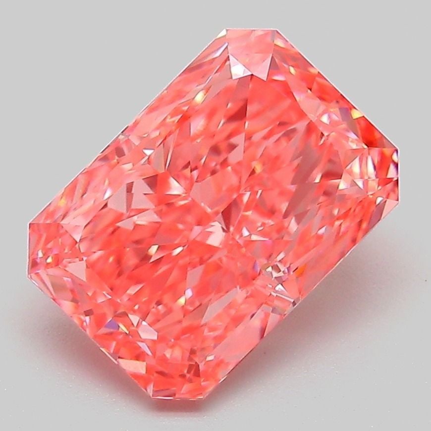 Loose Diamond - RADIANT 3.03ct Fancy Vivid Pink VVS2: Loose Diamond - RADIANT 3.03ct Fancy Vivid Pink VVS2 Source: This is a real non-mined Diamond that has been grown in a lab Shape: RADIANT Carats: 3.03 Color: Fancy Vivid Pink Certification: IGI Video:
