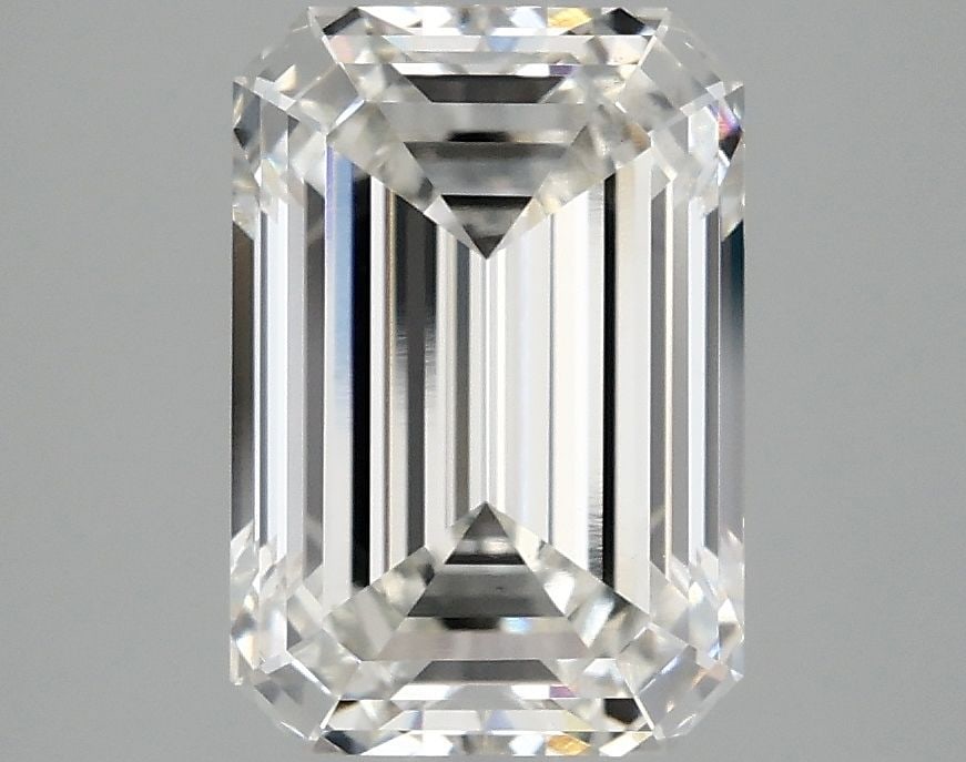 Loose Diamond - EMERALD 3.1ct G VS1: Loose Diamond - EMERALD 3.1ct G VS1 Source: This is a real non-mined Diamond that has been grown in a lab Shape: EMERALD Carats: 3.1 Color: G Clarity: VS1 Certification: IGI Video: