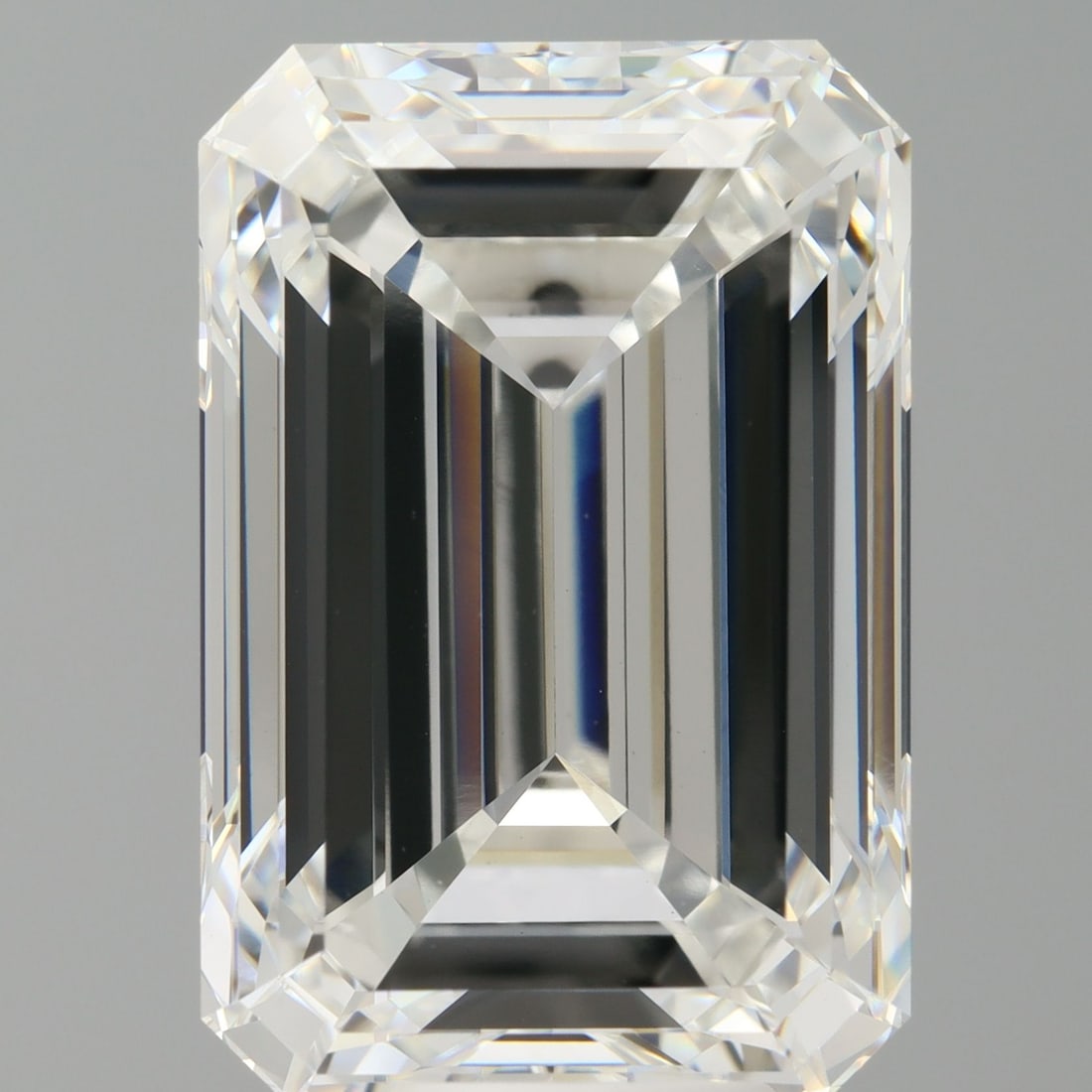 Loose Diamond - EMERALD 9.98ct F VVS2: Loose Diamond - EMERALD 9.98ct F VVS2 Source: This is a real non-mined Diamond that has been grown in a lab Shape: EMERALD Carats: 9.98 Color: F Clarity: VVS2 Certification: IGI Video: