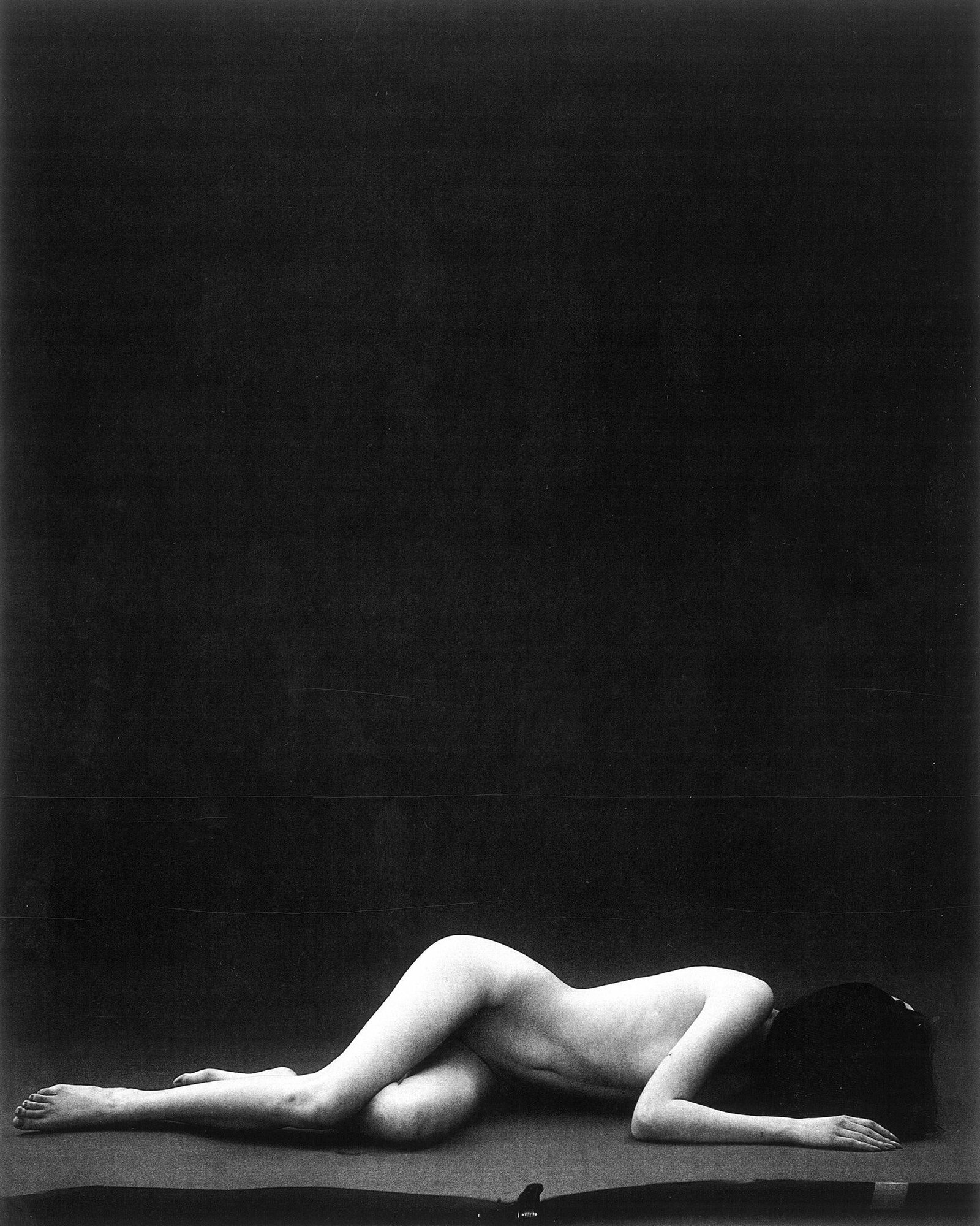 Kseniya Vashchenko Condition Black & White Photography Ed. of 7 39 x 31 in: Kseniya Vashchenko Condition Black & White Photography Ed. of 7 39 x 31 in Explore the captivating world of contemporary photography with "Condition," a striking black and white piece by the talented 