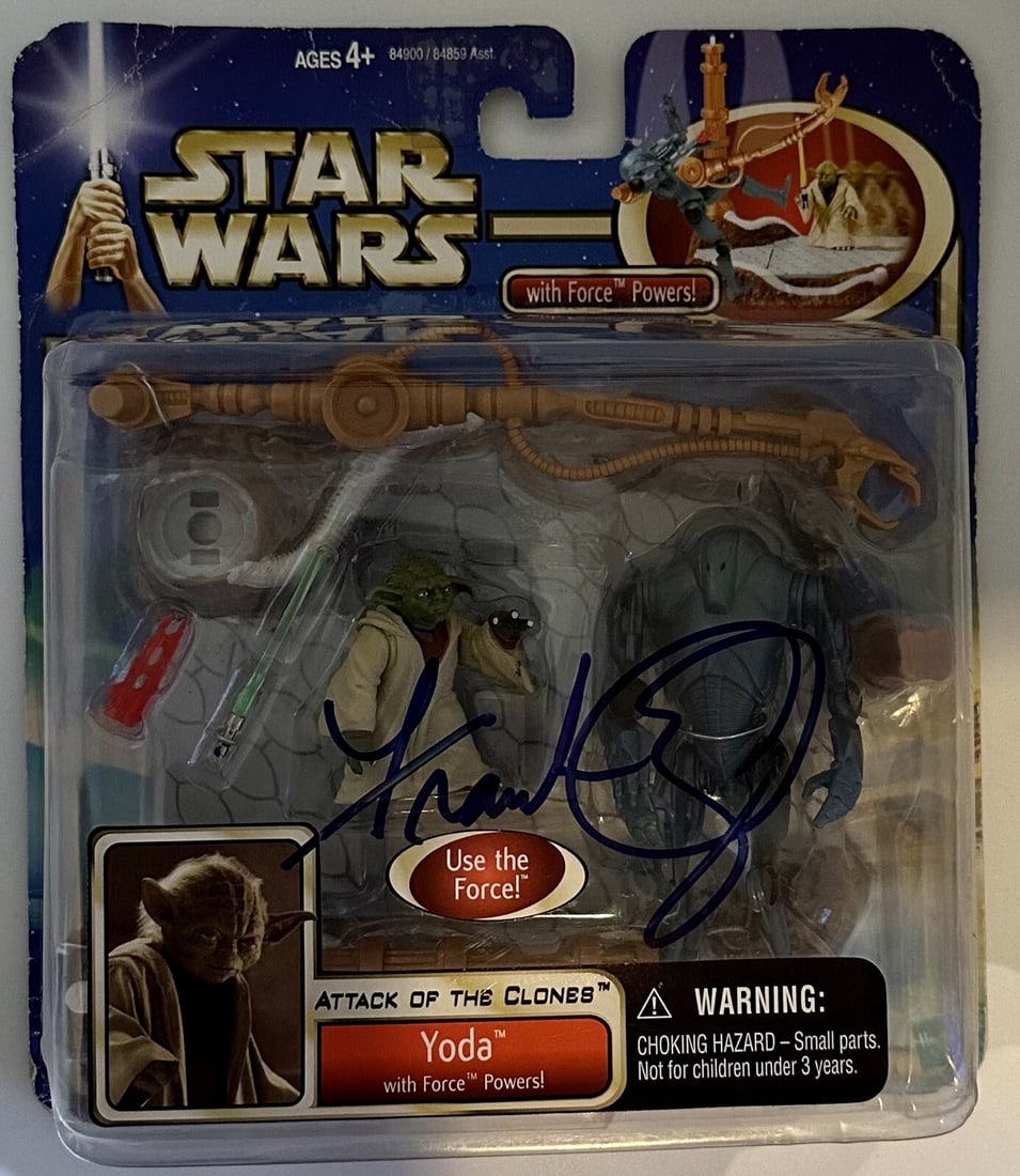 Frank Oz Signed Yoda Action Figure 2002-04 Star Wars Beckett Authenticated: Frank Oz Signed Yoda Action Figure 2002-04 Star Wars Beckett Authenticated This original 2002-04 Star Wars Saga Collection action figure features Yoda, expertly signed by Frank Oz, the legendary voice