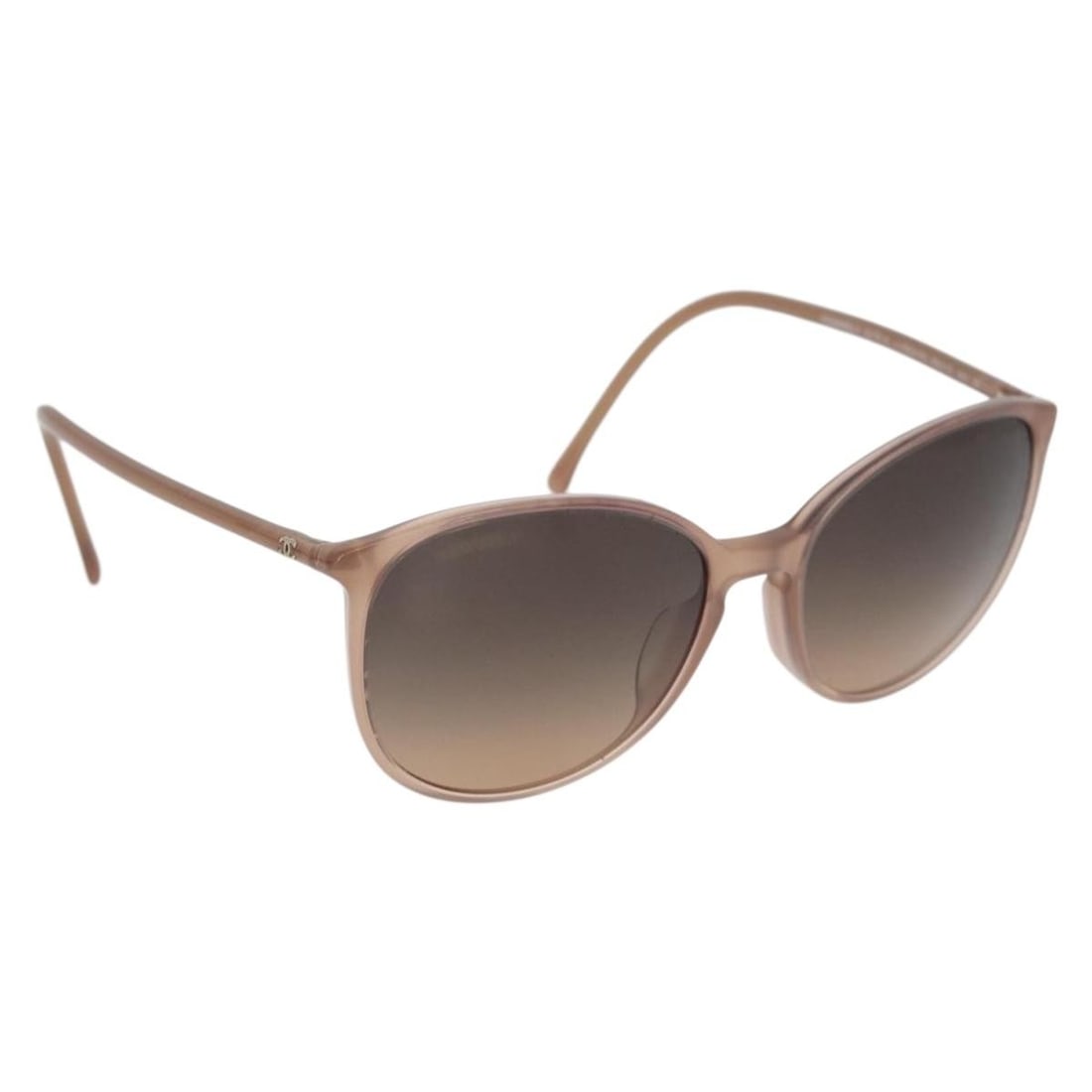 CHANEL Beige Coco Mark Women Sunglasses with Case: CHANEL Beige Coco Mark Women Sunglasses with Case These CHANEL COCO Mark sunglasses feature a stylish beige plastic frame, offering a sophisticated look. Designed for women, they are crafted in Italy 