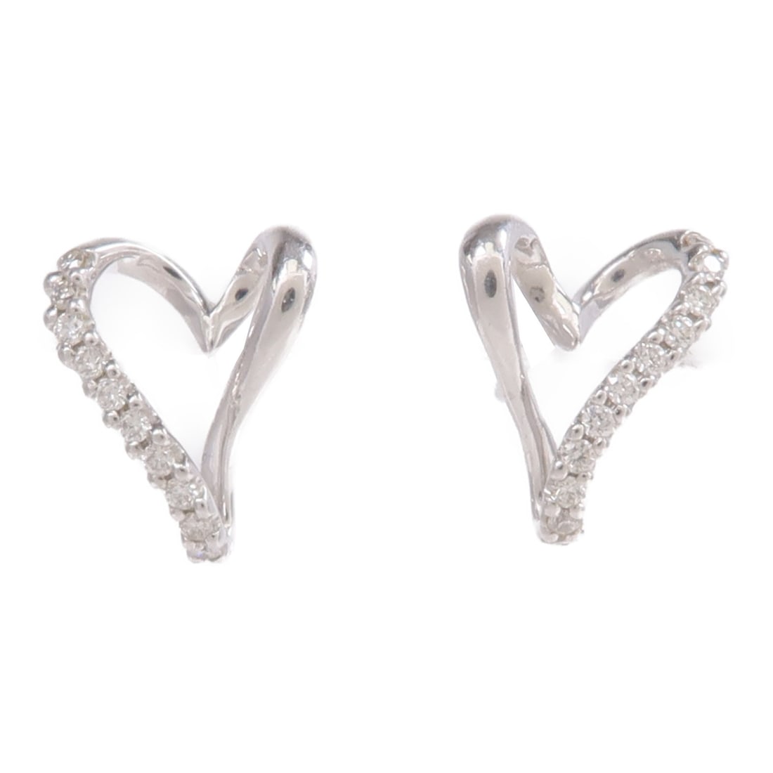 Diamond Pierced Earrings Pt900 Platinum 18K White Gold JEWELRY: Diamond Pierced Earrings Pt900 Platinum 18K White Gold JEWELRY These pierced earrings feature sparkling diamonds set in Pt900 platinum, offering an elegant and timeless accessory for women. Crafted wi