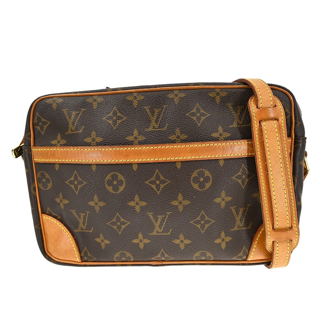 Louis Vuitton Trocadero 27 Monogram Canvas Medium Crossbody Shoulder Bag: Louis Vuitton Trocadero 27 Monogram Canvas Medium Crossbody Shoulder Bag This is a vintage Louis Vuitton Trocadero 27 crossbody shoulder bag crafted from signature monogram canvas with leather handle 
