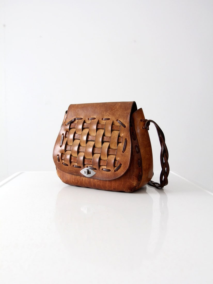1960s Vintage Saddle Brown Leather Basket Weave Shoulder Bag (1 of 6)