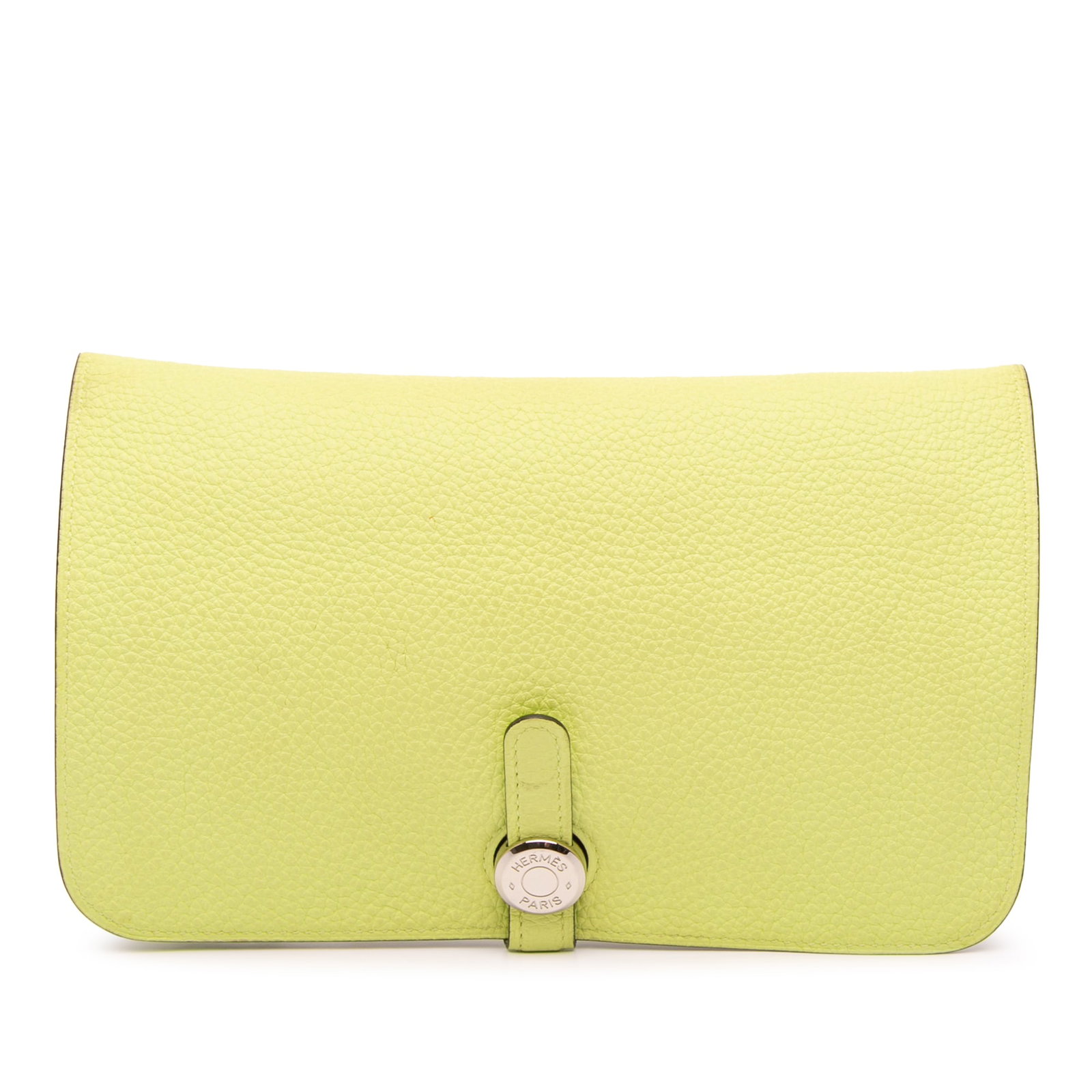 Hermes Togo Dogon Duo Wallet GM Yellow Leather: Hermes Togo Dogon Duo Wallet GM Yellow Leather Introducing the Hermes Togo Dogon Duo Wallet GM, a sophisticated accessory crafted from durable Togo leather. This stylish wallet boasts a convenient fro