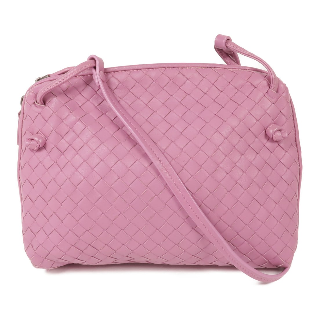 Bottega Veneta Intrecciato Leather Shoulder Bag in Purple: Bottega Veneta Intrecciato Leather Shoulder Bag in Purple This elegant Bottega Veneta shoulder bag features the brand's signature Intrecciato leather in a stunning purple hue. Designed for both style 