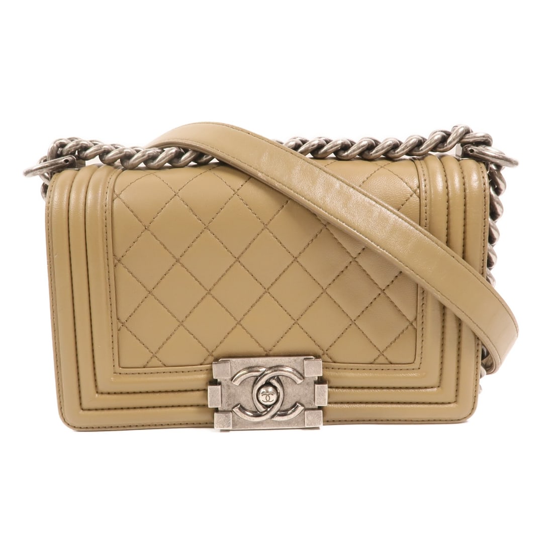 Brown Lambskin CHANEL Boy 20 Shoulder Bag with Chain Strap: Brown Lambskin CHANEL Boy 20 Shoulder Bag with Chain Strap This CHANEL CC Boy 20 chain shoulder bag features luxurious brown lambskin leather and a compact, structured silhouette. Designed for women, 