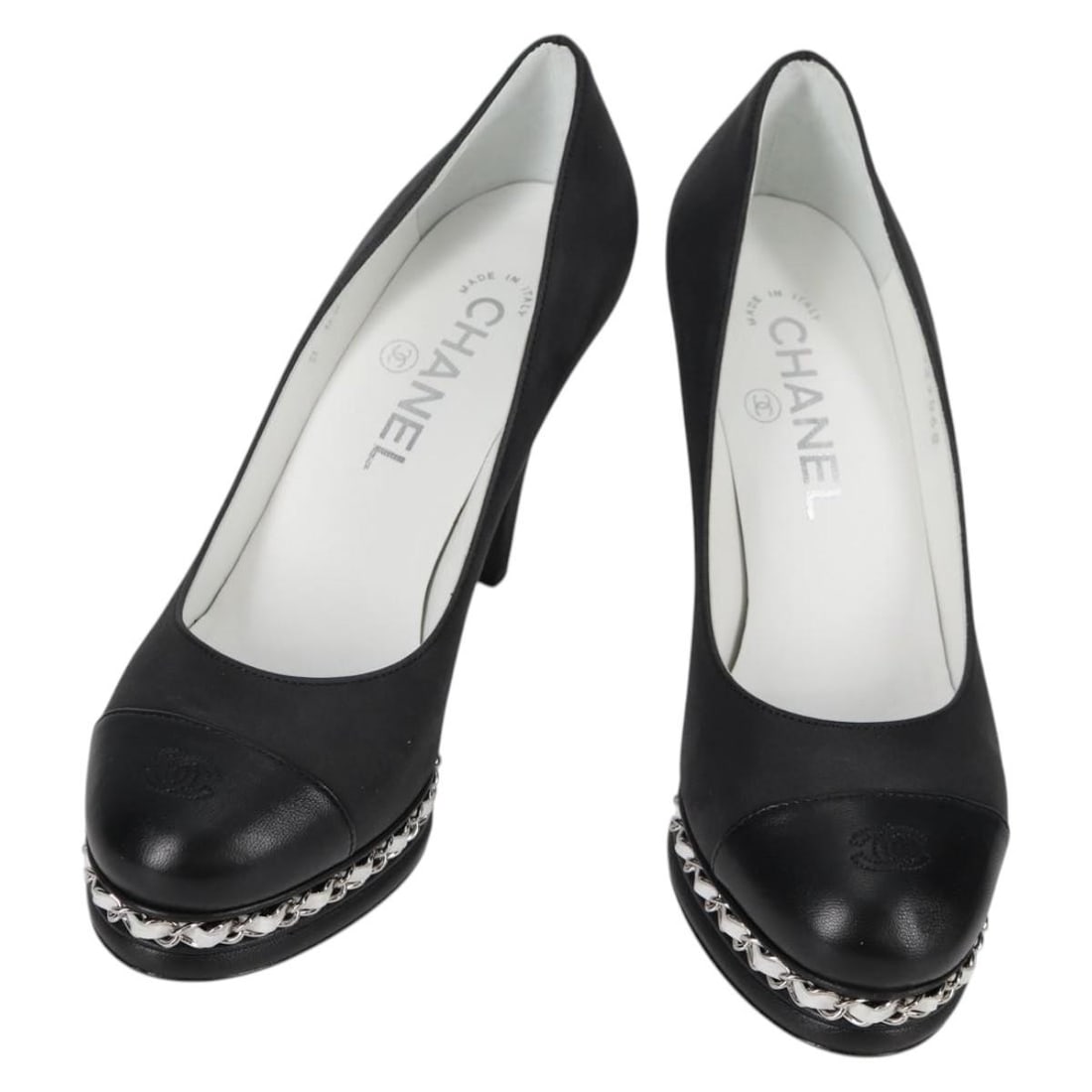 CHANEL Black Leather High Heel Pumps 36C with CC Logo Authentic: CHANEL Black Leather High Heel Pumps 36C with CC Logo Authentic Step out in style with these CHANEL high heel pumps, expertly crafted in Italy. Made from premium leather, these elegant black pumps fea