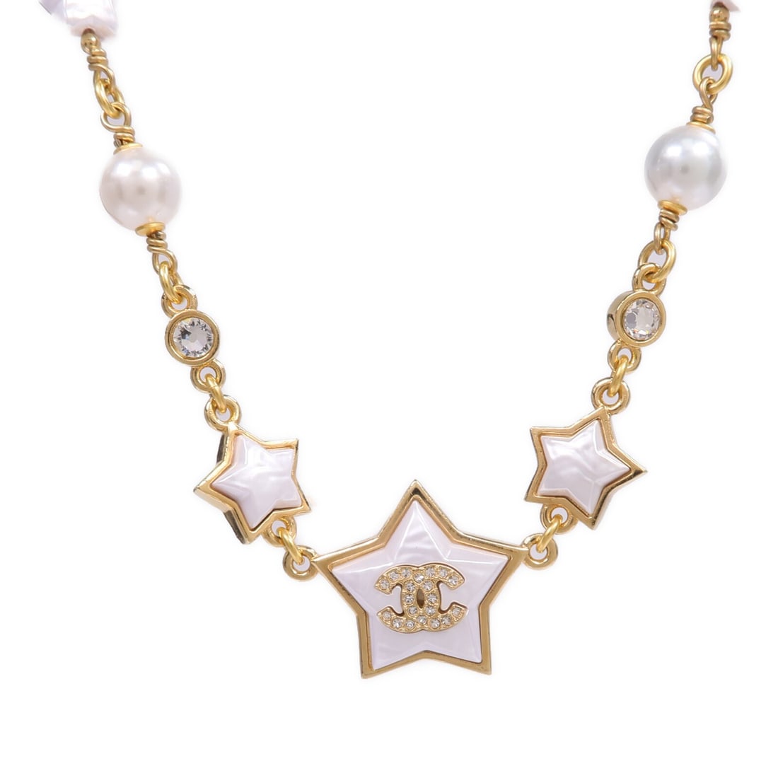CHANEL White and Gold Tone CC Logo Metal PVC Pendant Necklace: CHANEL White and Gold Tone CC Logo Metal PVC Pendant Necklace This CHANEL necklace features the iconic CC logo, crafted from PVC and metal in a gold and white color combination. Made in France, it sho