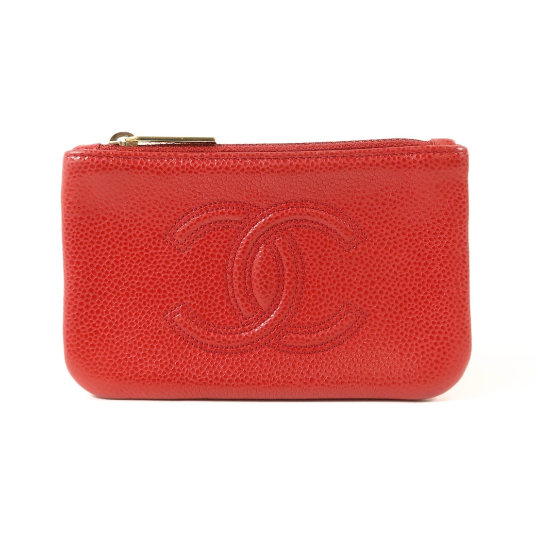 CHANEL Timeless Red Calfskin Coin Purse GHW: CHANEL Timeless Red Calfskin Coin Purse GHW This CHANEL coin purse features the iconic CC design and is crafted from red calfskin leather. Designed for women, it offers a compact and stylish way to ca