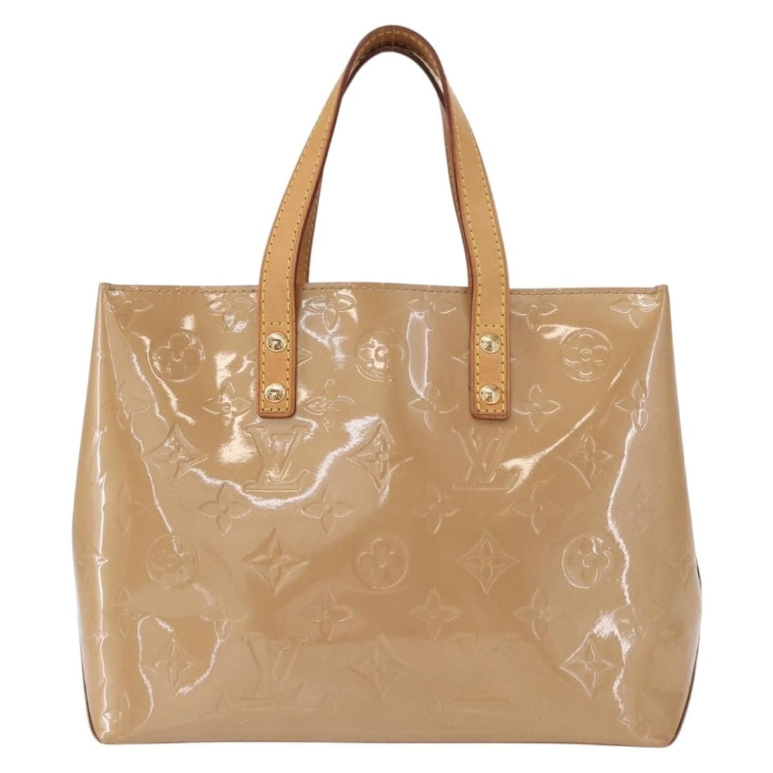 Patented Vernis Leather Louis Vuitton Reade Shoulder Bag Beige: Patented Vernis Leather Louis Vuitton Reade Shoulder Bag Beige This pre-owned Louis Vuitton Reade handbag for women features beige patent leather with the iconic Monogram Vernis finish. It has a compa