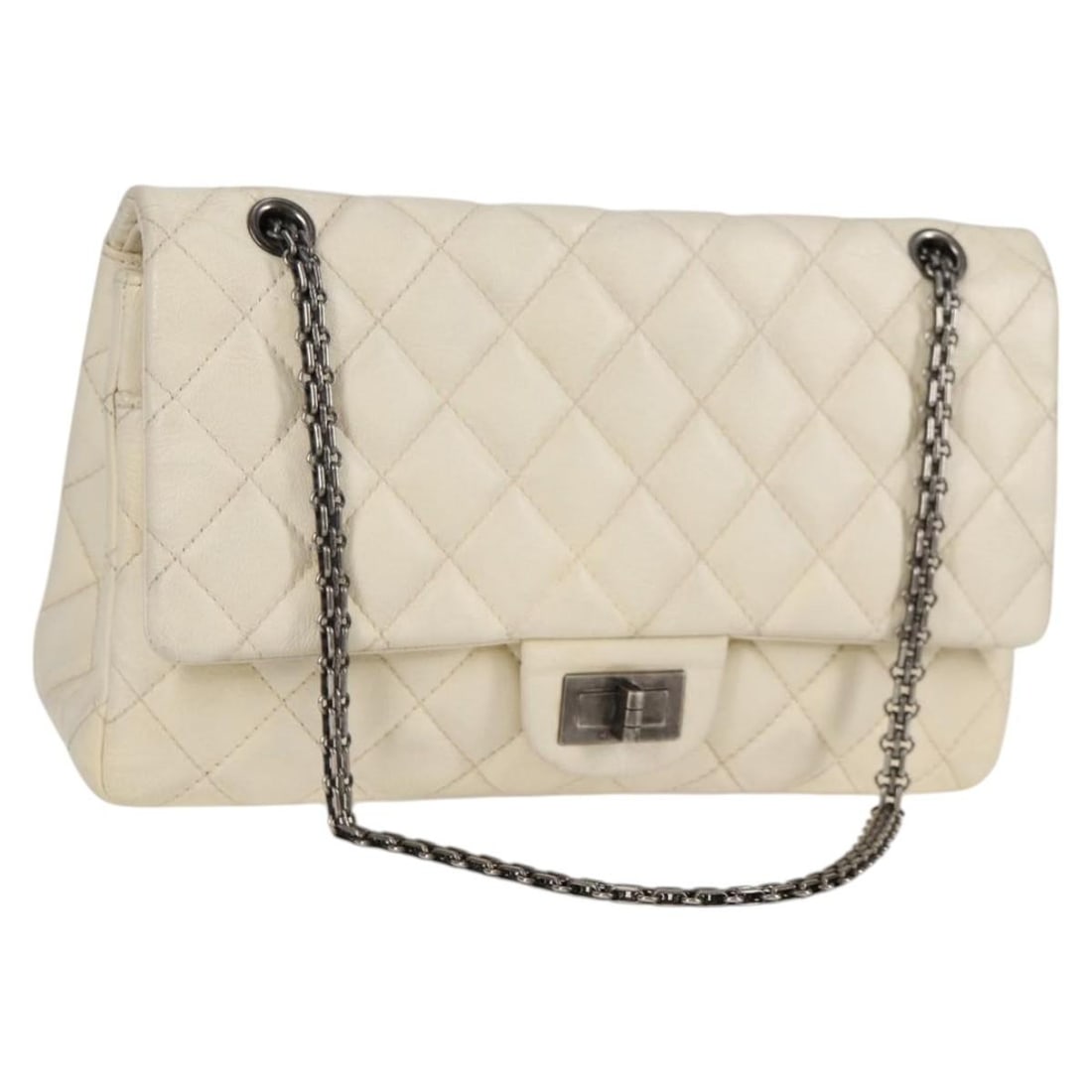 White Chanel Reissue 2.55 Quilted Leather Chain Shoulder Bag: White Chanel Reissue 2.55 Quilted Leather Chain Shoulder Bag This Chanel Reissue 2.55 Flap Bag features a classic quilted caviar leather design in white, complemented by a chain shoulder strap. Design