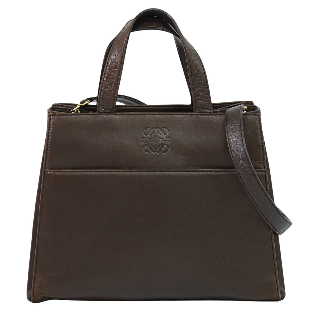 Loewe Brown Leather Vintage Anagram Shoulder Bag 30cm Spain: Loewe Brown Leather Vintage Anagram Shoulder Bag 30cm Spain This Loewe Vintage Anagram handbag is crafted from brown leather and designed for women. The bag features the signature Anagram motif and wa