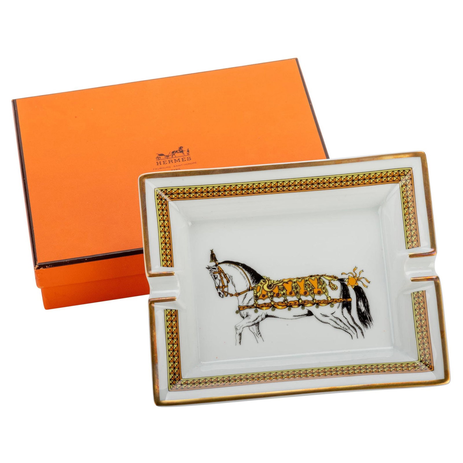Hermes Gold Horse Design Porcelain Ashtray Made in France: Hermes Gold Horse Design Porcelain Ashtray Made in France This exquisite Hermes porcelain ashtray features a striking horse design, embodying the brand's luxurious craftsmanship. The classic white and