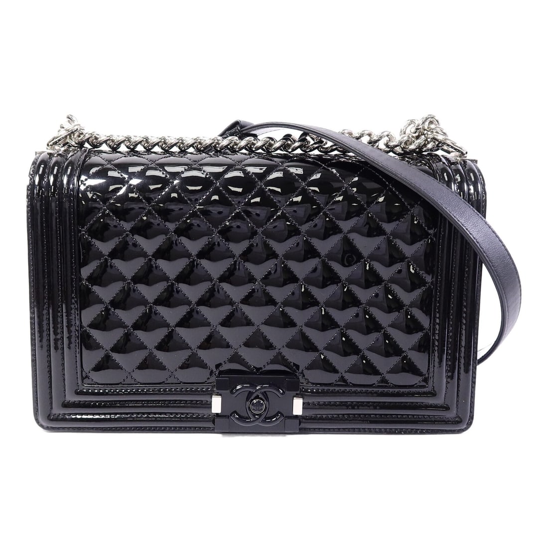 CHANEL Boy 28 Black Patent Leather Shoulder Bag: CHANEL Boy 28 Black Patent Leather Shoulder Bag This CHANEL Boy 28 shoulder bag features a sophisticated black patent leather exterior with a sleek enamel finish. Designed for women, it offers a class
