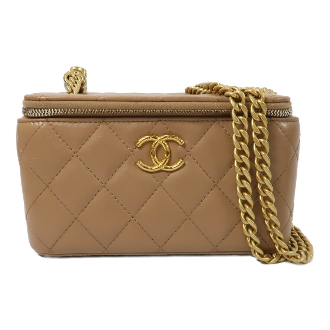CHANEL Beige Lambskin Vanity Case Chain Shoulder Bag AP3044 GHW: CHANEL Beige Lambskin Vanity Case Chain Shoulder Bag AP3044 GHW This CHANEL CC vanity case chain shoulder bag is crafted from beige lambskin leather and features gold-tone hardware. Designed for women