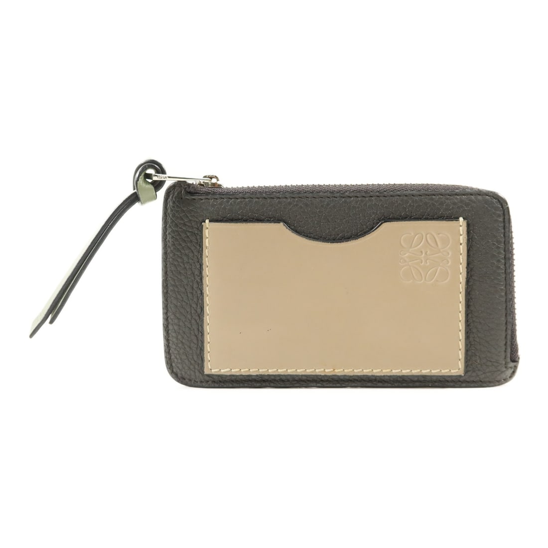 Loewe Calfskin Leather Gray Card Holder with Silver Hardware: Loewe Calfskin Leather Gray Card Holder with Silver Hardware This LOEWE card case is crafted from gray calfskin leather and is designed for unisex use. Made in Spain, it features a sleek and practical