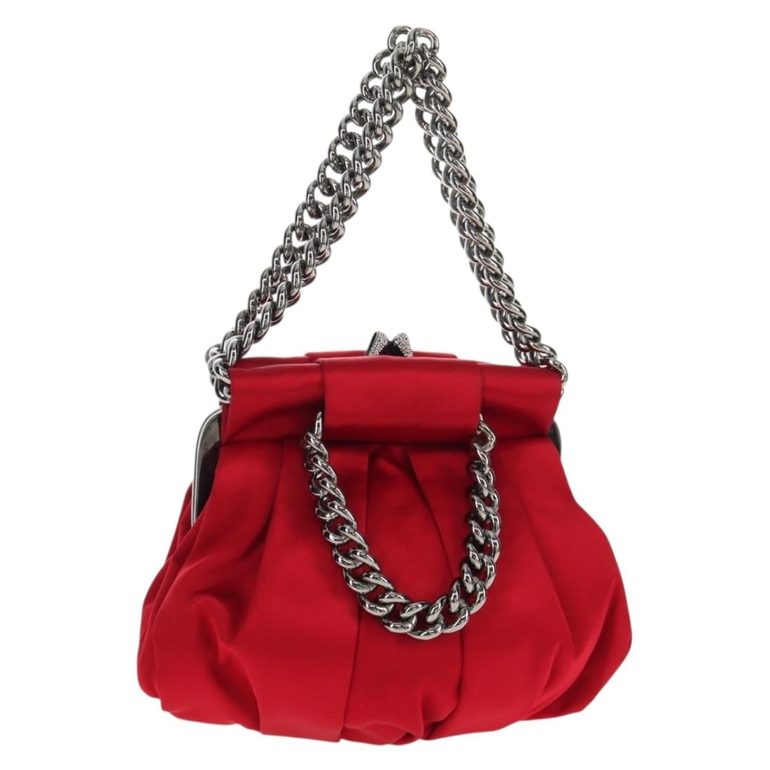 Christian Louboutin Red Satin Hand Bag Silver Chain Auth BA7098V: Christian Louboutin Red Satin Hand Bag Silver Chain Auth BA7098V This exquisite Christian Louboutin Chain Hand Bag showcases a vibrant red satin exterior complemented by silver accents, making it a st