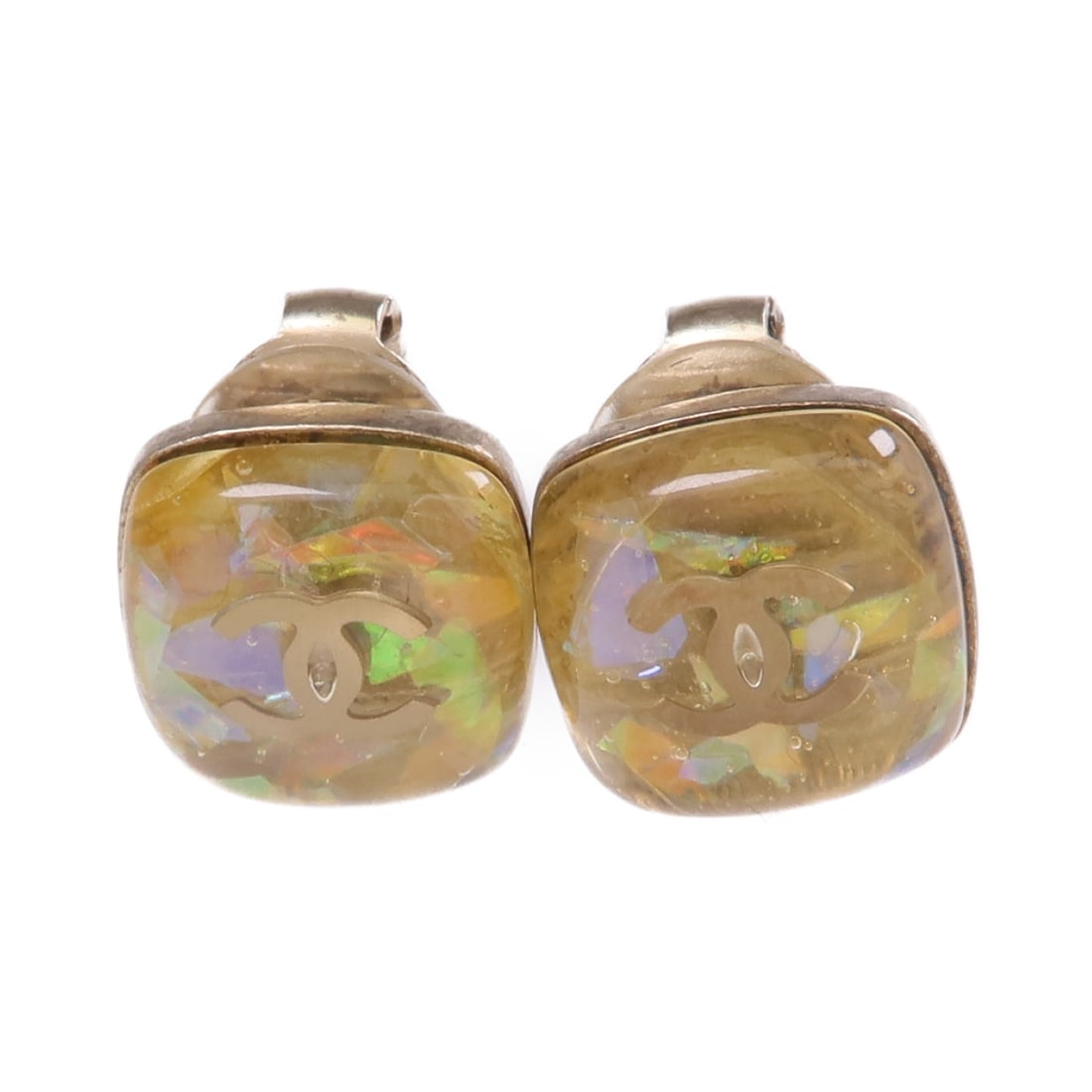 Gold Tone CC Logo Earrings by CHANEL for Women: Gold Tone CC Logo Earrings by CHANEL for Women These CHANEL CC earrings feature a gold-tone metal design, crafted for women. Made in France, they showcase the iconic CC logo and are designed without a