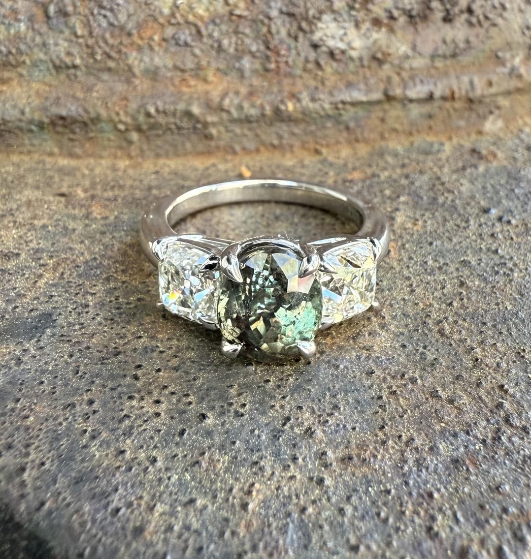Platinum cocktail ring with oval alexandrite and old mine diamonds (1 of 11)