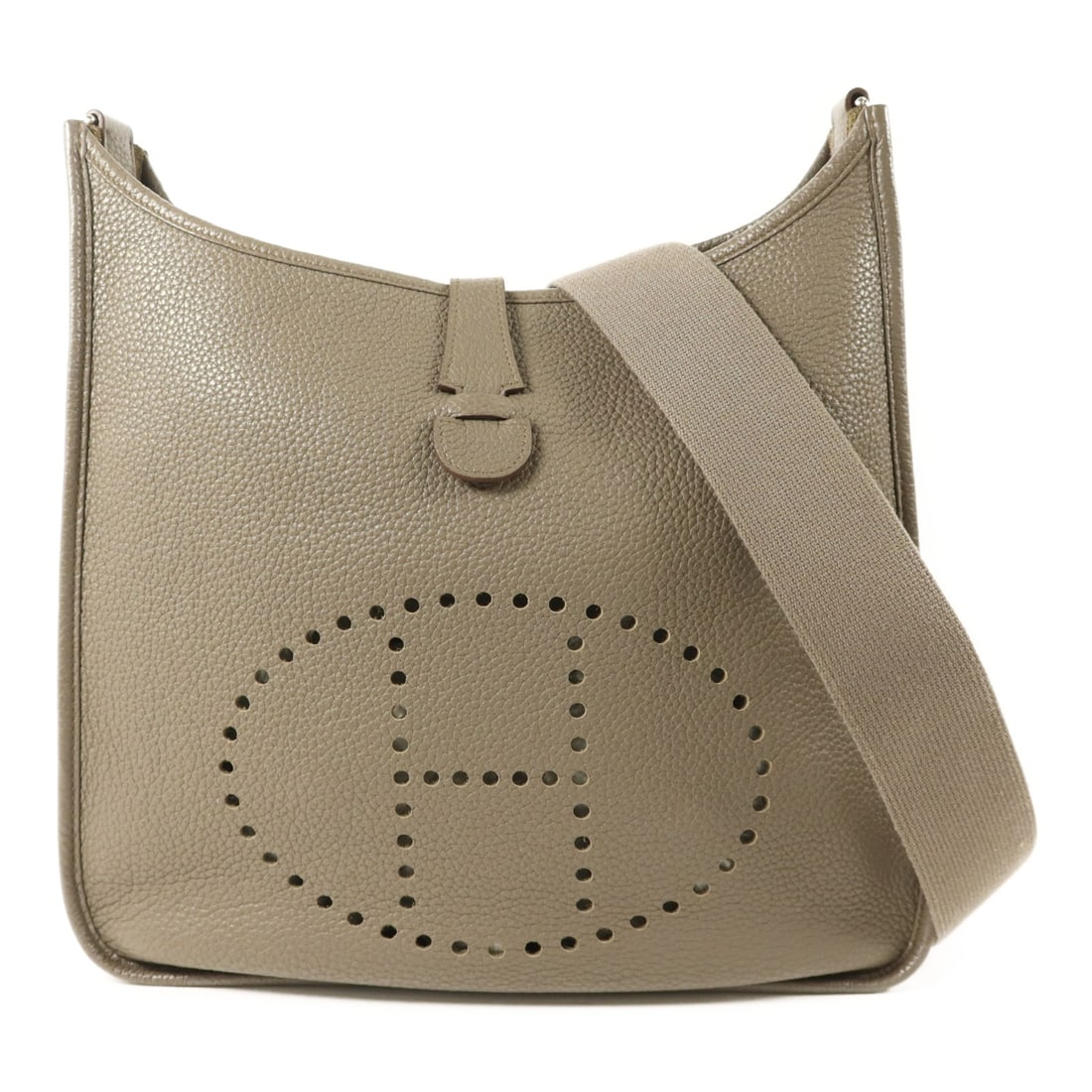 Hermes Evelyne GM Etoupe Calfskin Shoulder Bag PHW: Hermes Evelyne GM Etoupe Calfskin Shoulder Bag PHW This Hermes Evelyne GM shoulder bag is crafted from Clemence leather in an elegant gray shade, offering both sophistication and durability. Designed 
