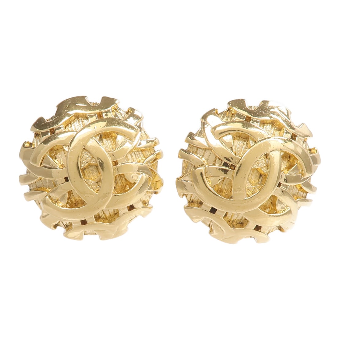Chanel Vintage Gold CC Earrings: Chanel Vintage Gold CC Earrings This vintage CHANEL CC earring features a gold-tone metal finish and classic CC logo design. Crafted in France, it is designed for women and does not include any gemsto