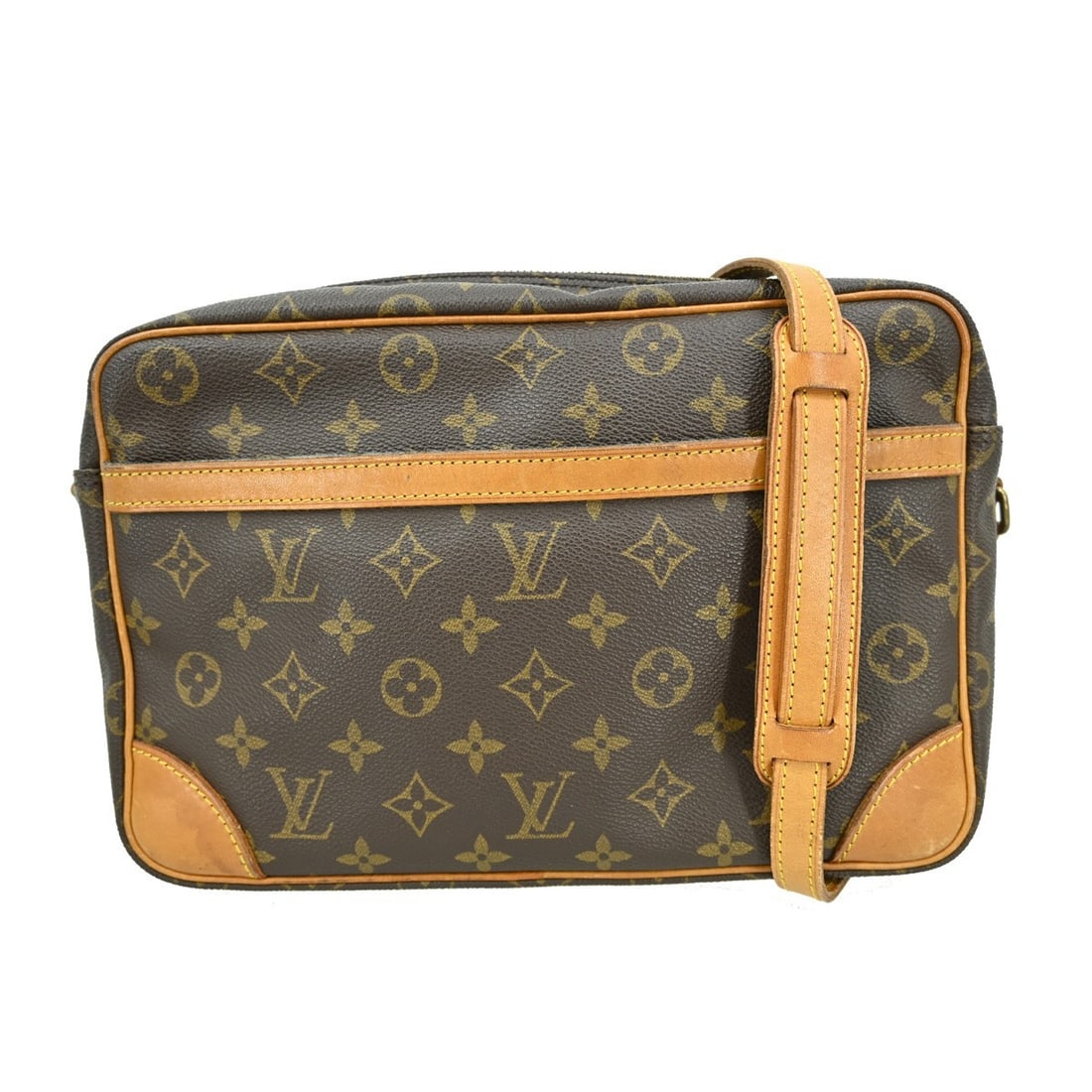 Trocadero 30 Monogram Canvas Crossbody by Louis Vuitton M51272: Trocadero 30 Monogram Canvas Crossbody by Louis Vuitton M51272 The Louis Vuitton Trocadero 30 is a vintage crossbody shoulder bag crafted from the brand's signature monogram canvas with brown leather 