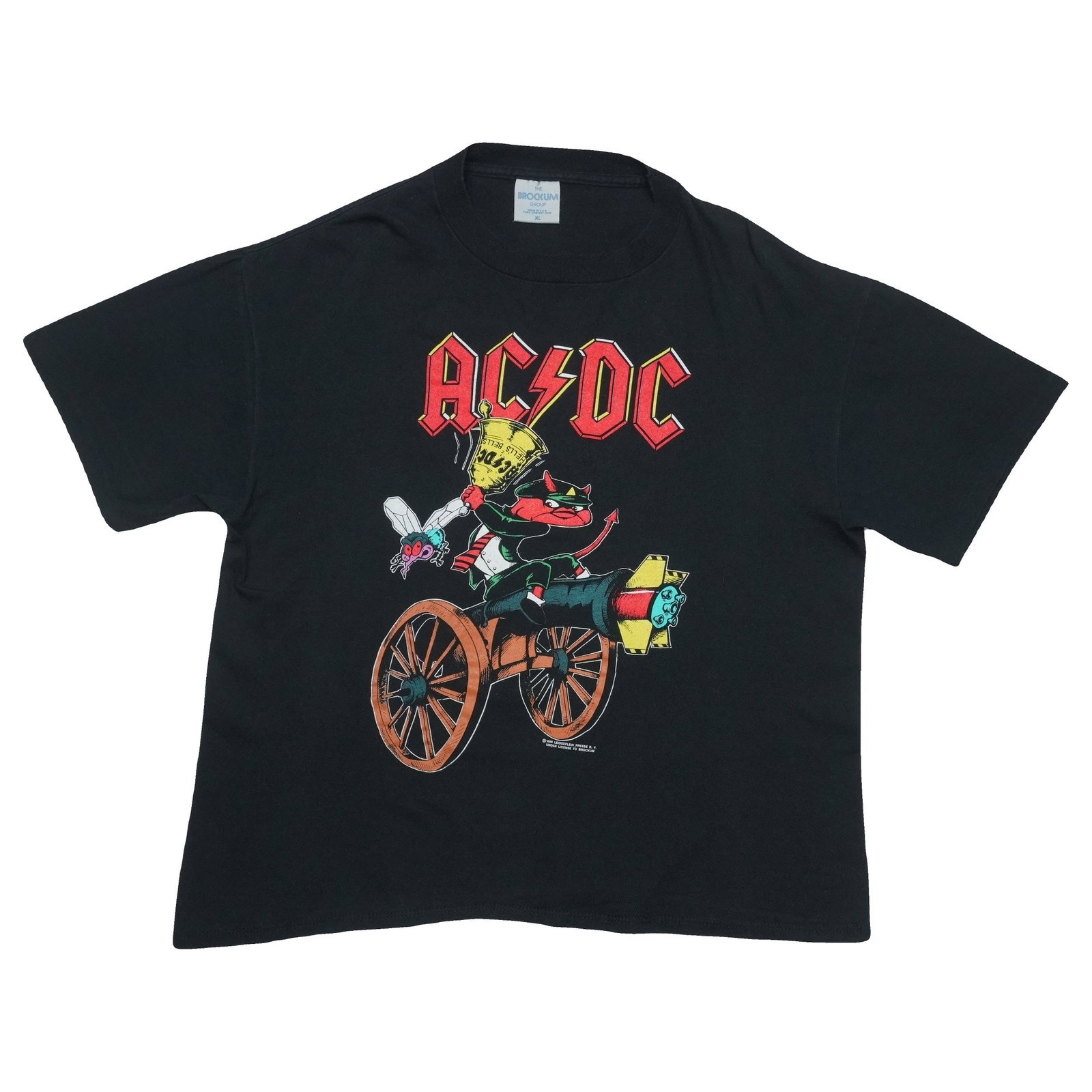 Vintage 1990 The Razors Edge AC DC Black Cotton Band T Shirt XL: Vintage 1990 The Razors Edge AC DC Black Cotton Band T Shirt XL This is an original vintage 1990 AC/DC The Razors Edge shirt featuring graphics on both the front and back. It is not a modern reproduct