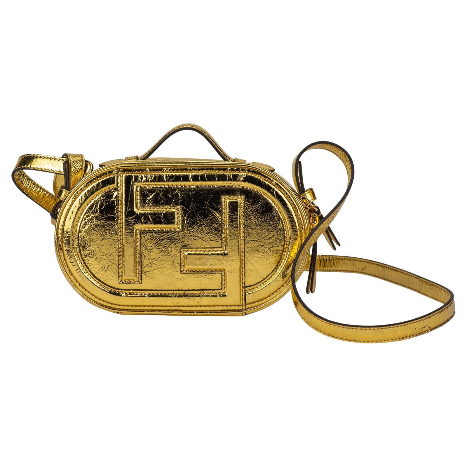 Fendi O'Lock Mini Camera Case Gold Laminated Leather New: Fendi O'Lock Mini Camera Case Gold Laminated Leather New Elevate your accessory collection with this Fendi O'Lock Mini Camera Case, exquisitely crafted from gold laminated leather. This stylish mini b
