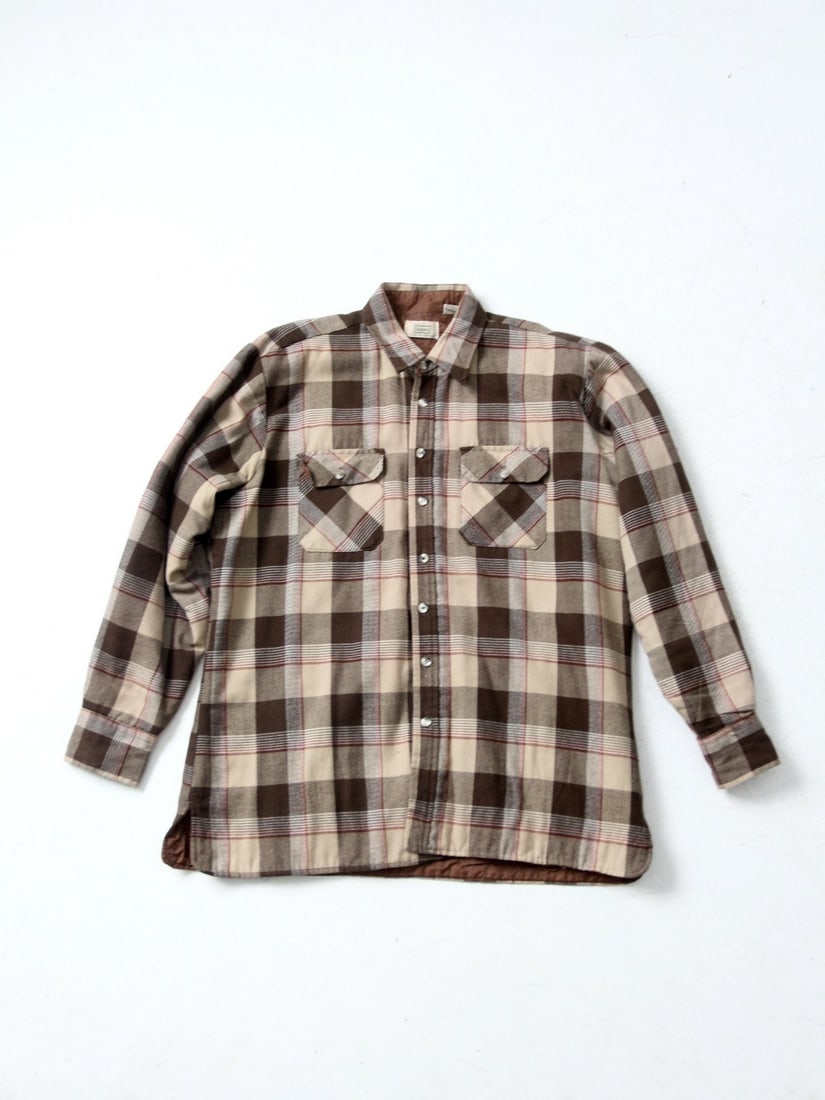 1970s Vintage Sears Plaid Flannel Shirt Jacket Warm Cozy Layering: 1970s Vintage Sears Plaid Flannel Shirt Jacket Warm Cozy Layering Introducing a classic piece from the 1970s, this Vintage Sears plaid shirt-jacket combines style and comfort. Featuring a soft flannel