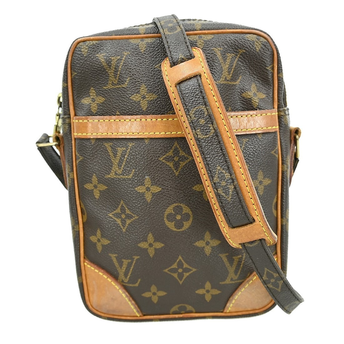 Louis Vuitton Danube Monogram Canvas Crossbody Shoulder Bag M45266: Louis Vuitton Danube Monogram Canvas Crossbody Shoulder Bag M45266 This Louis Vuitton Danube crossbody shoulder bag features the signature Monogram canvas leather exterior and brown leather lining. De